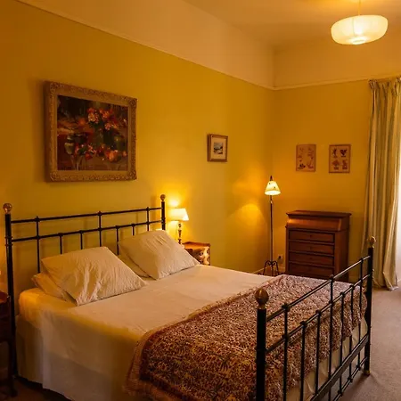 The Riverside 公寓 *