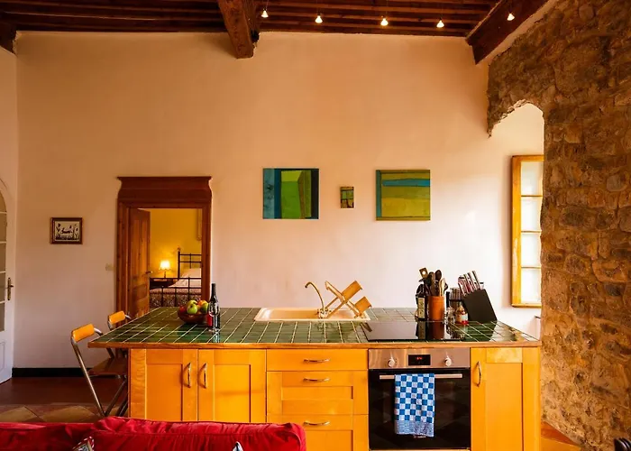 Апартаменты The Riverside